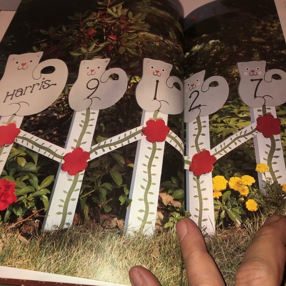 Better Home and Gardens Quick & Easy Woodcrafts Book - gently used - Picture 2 of 8